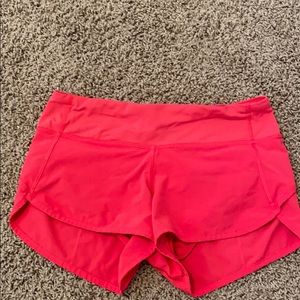pink lululemon short shorts
